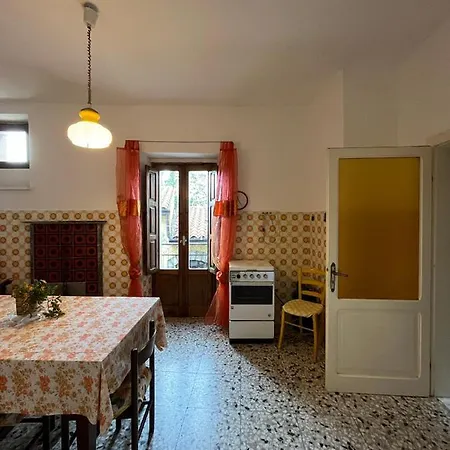 Casetta La Roccia Nel Borgo Di * Pietrapertosa